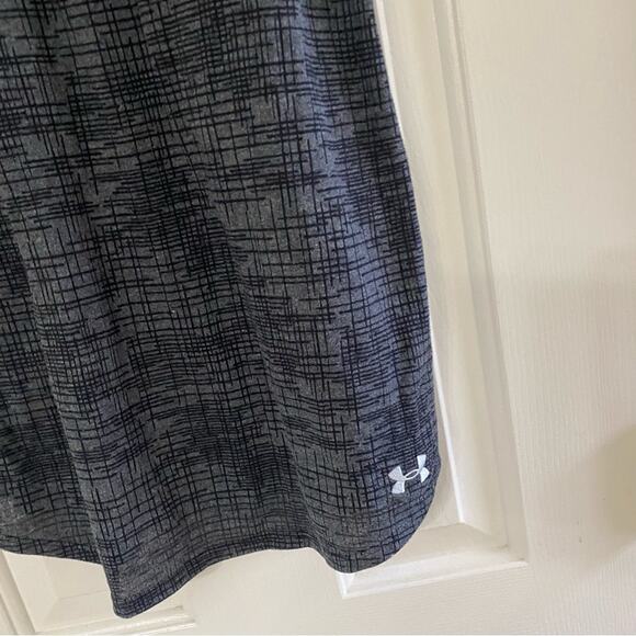 UNDER ARMOUR • Gray Racerback Workout Athletic Tank Top - Picture 3 of 5
